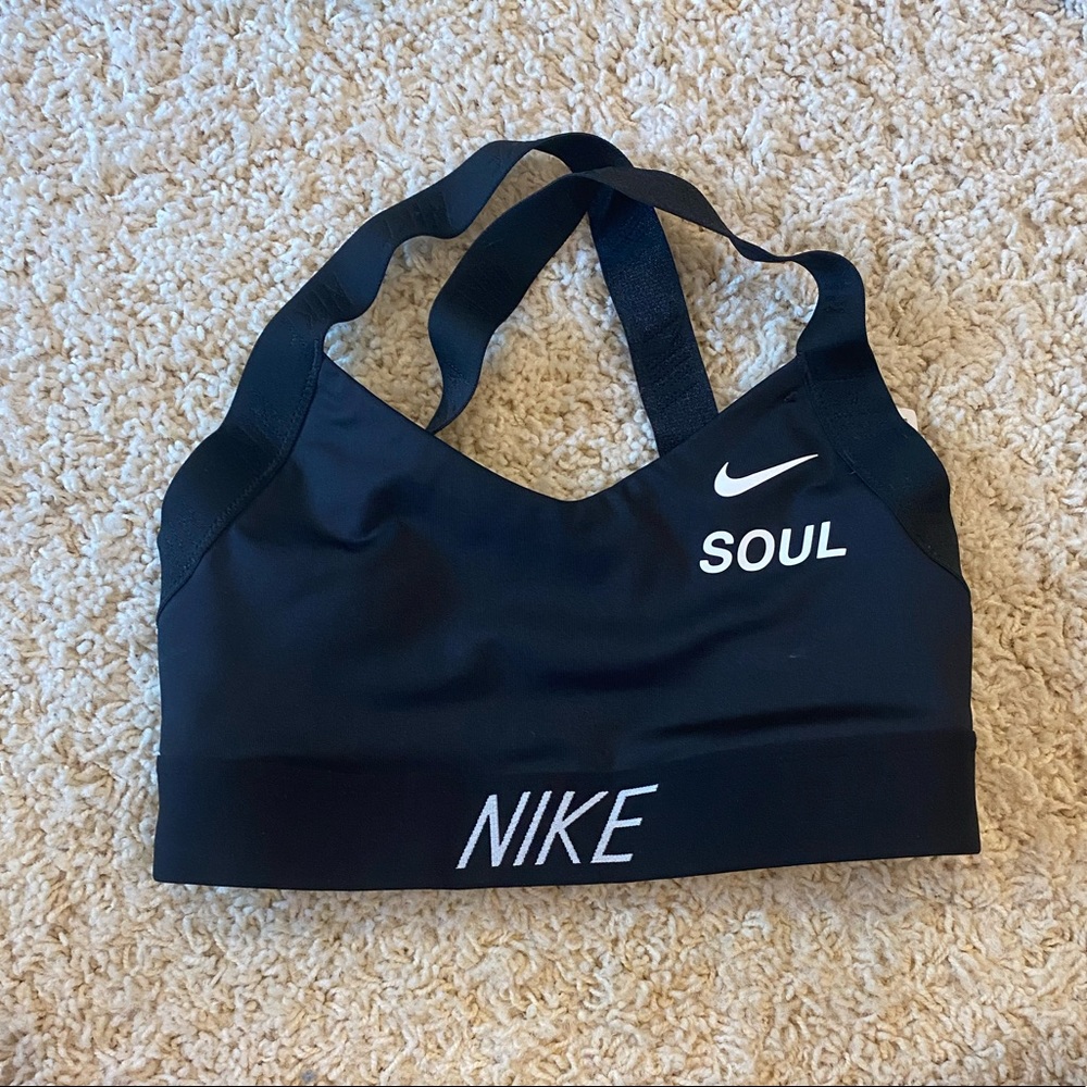 Nike soul cycle bra
